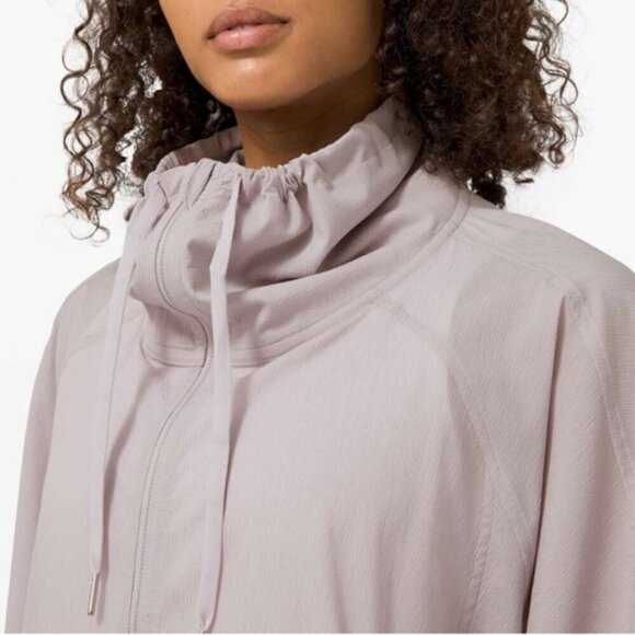 NWT ⭐️Lululemon New Rituals Jacket ⭐️ - Picture 4 of 10